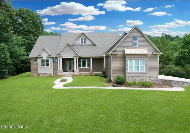 Single family home for sale at 332 SE Harris Rd, Old Fort, TN 37362 | MLS# 3593497