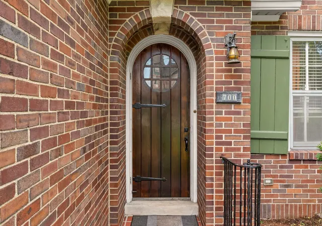 2nd image of 700 5th Ave W, Springfield, TN 37172 | MLS# 3501049