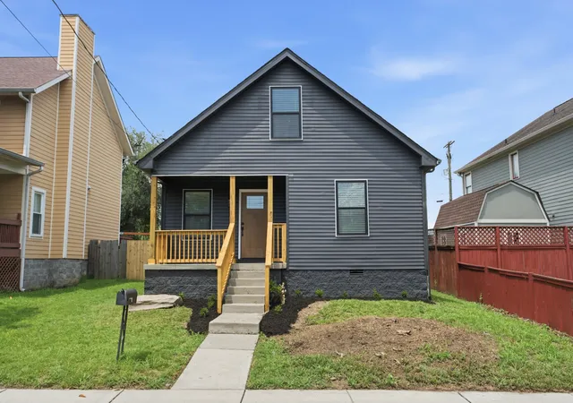 Photo 2 of Single family home for sale at 918 Phillips St, Nashville, TN 37208 | MLS# 3500952 | Listing updated on 2026-08-20