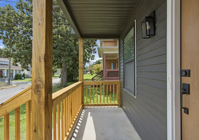 Photo 3 of Single family home for sale at 918 Phillips St, Nashville, TN 37208 | MLS# 3500952 | Listing updated on 2026-08-20