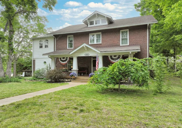 Photo 3 of Single family home for sale at 655 E Main St, Gallatin, TN 37066 | MLS# 3542376 | Listing updated on 2026-10-16