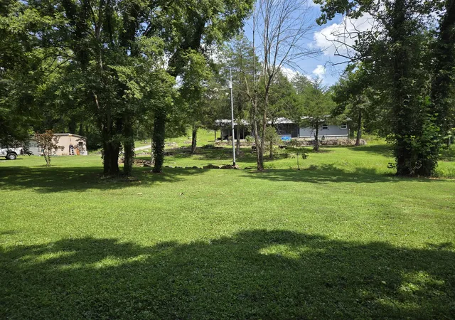 2nd image of 35 Reba Ln, Fayetteville, TN 37334 | MLS# 3509976