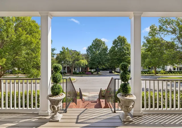 Photo 4 of Single family home for sale at 1629 Championship Blvd, Franklin, TN 37064 | MLS# 3510029 | Listing updated on 2026-10-24
