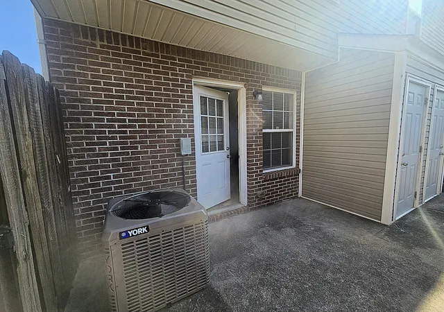 14th image of 812 Oak Arbor Ct, Clarksville, TN 37040 | MLS# 3501008