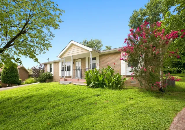 Photo 2 of Single family home for sale at 256 Coleridge Ct, Antioch, TN 37013 | MLS# 3501003 | Listing updated on 2026-08-08
