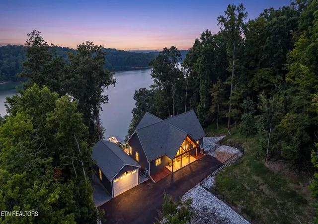 1st image of 552 Fox Ridge Lane, Caryville, TN 37714 | MLS# 3500992
