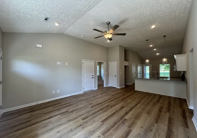 2nd image of 37 Laurel View St, Manchester, TN 37355 | MLS# 3500997