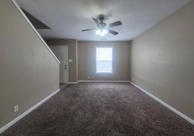 2nd image of 808 Oak Arbor Ct, Clarksville, TN 37040 | MLS# 3501019