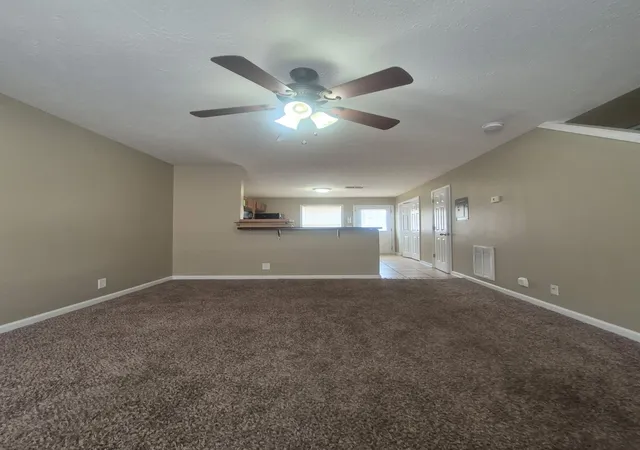 3rd image of 808 Oak Arbor Ct, Clarksville, TN 37040 | MLS# 3501019