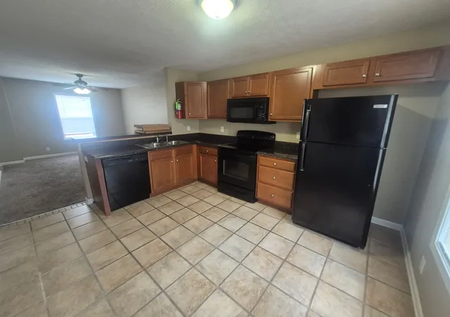 5th image of 808 Oak Arbor Ct, Clarksville, TN 37040 | MLS# 3501019