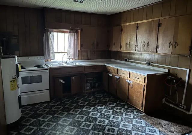 4th image of 108 Florence St, Camden, TN 38320 | MLS# 3501081