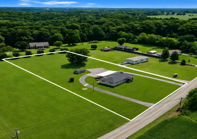 1st image of 8997 Holmes Creek Rd, Smithville, TN 37166 | MLS# 3501129