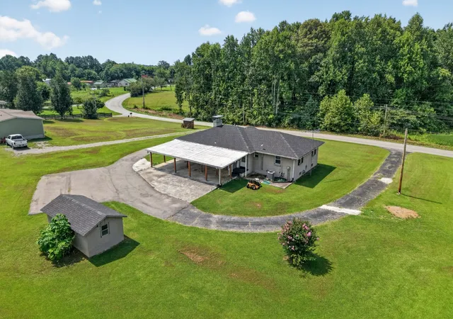 image of 8997 Holmes Creek Rd, Smithville, TN 37166 | MLS# 3501129