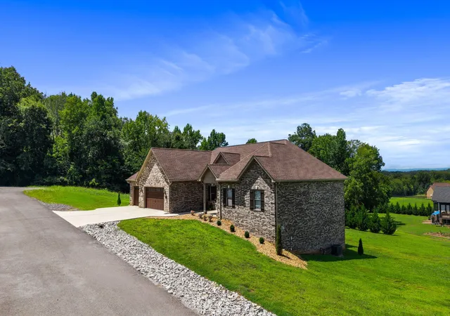 Photo 3 of Single family home for sale at 54 Hummingbird Ct, Decatur, TN 37322 | MLS# 3501097 | Listing updated on 2026-08-13