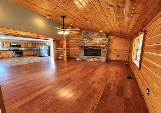 Photo 2 of Single family home for sale at 257 Glen Holliday Rd, Indian Mound, TN 37079 | MLS# 3514903 | Listing updated on 2026-10-26