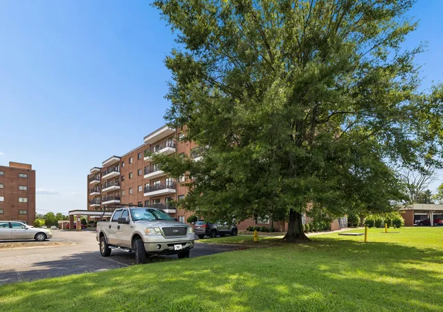 Photo 3 of Condo for sale at 200 Sanders Fry Rd #2205, Hendersonville, TN 37075 | MLS# 3501321 | Listing updated on 2026-08-25