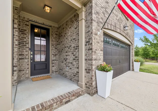 Photo 1 of Single family home for sale at 2012 Devonwood Ln, Thompsons Station, TN 37179 | MLS# 3510021 | Listing updated on 2026-10-09