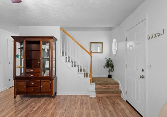 Photo 1 of Single family home for sale at 126 Fall Crk Dr, Murfreesboro, TN 37129 | MLS# 3508152 | Listing updated on 2026-09-08