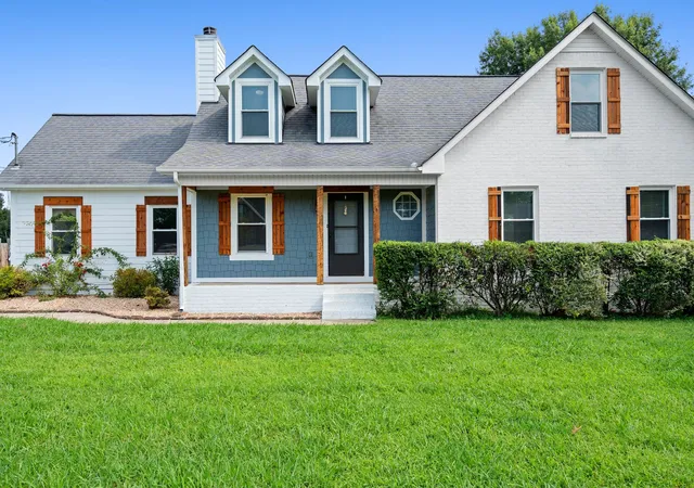 Photo 1 of Single family home for sale at 126 Fall Crk Dr, Murfreesboro, TN 37129 | MLS# 3508152 | Listing updated on 2026-09-08