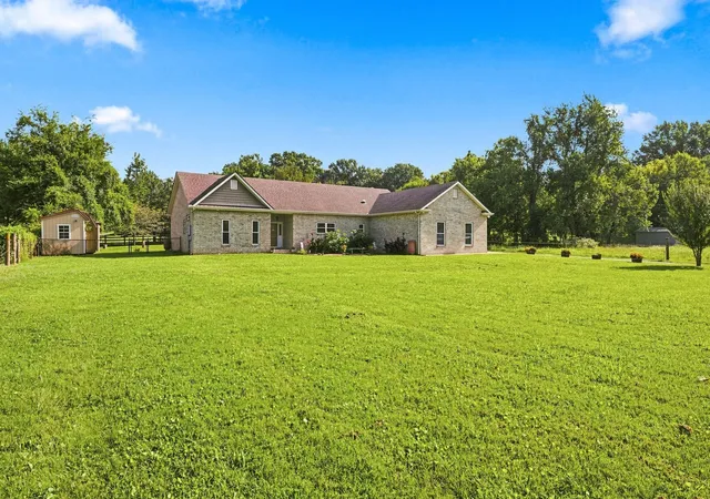 Single family home for sale at 620 Central Valley Rd, Murfreesboro, TN 37129 | MLS# 3506105