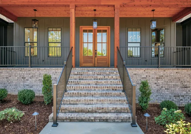 Photo 2 of Single family home for sale at 890 Steele Rd, Charlotte, TN 37036 | MLS# 3510225 | Listing updated on 2026-09-18