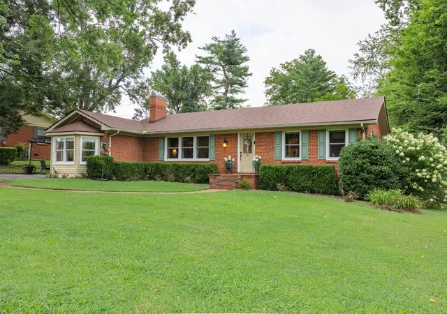 2nd image of 114 Westwood 4th Ave, Mc Minnville, TN 37110 | MLS# 3501205
