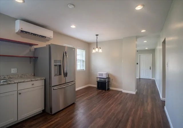 Photo 1 of Single family home for sale at 204 S Spurr St, Florence, AL 35630 | MLS# 3501214 | Listing updated on 2026-09-02