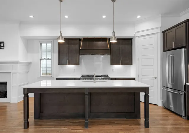 Photo 4 of Single family home for sale at 120b Lincoln Ct, Nashville, TN 37205 | MLS# 3512800 | Listing updated on 2026-09-01