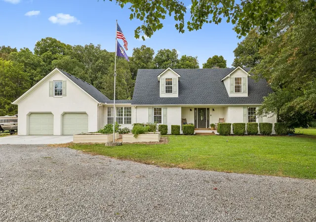 1st image of 912 River Barfield Rd, Murfreesboro, TN 37128 | MLS# 3520692