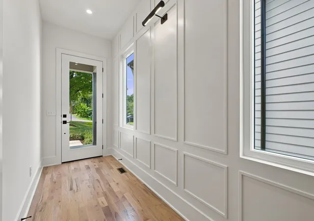 Photo 2 of Single family home for sale at 2613 Traughber Dr, Nashville, TN 37206 | MLS# 3510584 | Listing updated on 2026-09-13
