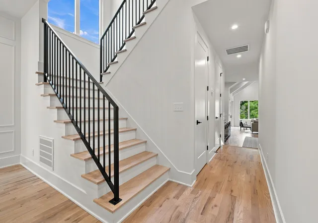 Photo 3 of Single family home for sale at 2613 Traughber Dr, Nashville, TN 37206 | MLS# 3510584 | Listing updated on 2026-09-13