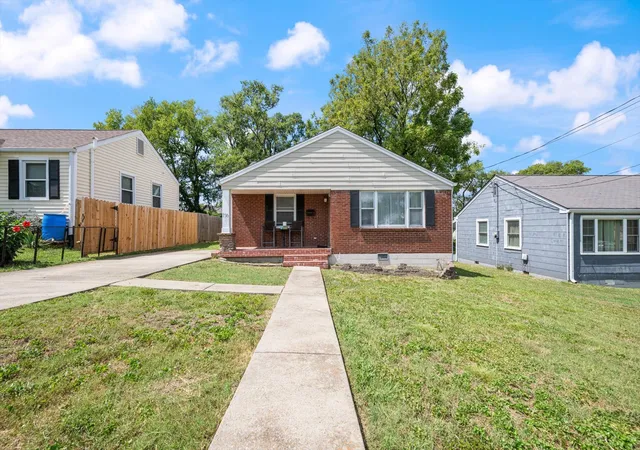 Single family home for sale at 716 Myrtle St, Nashville, TN 37206 | MLS# 3520604 | Listing updated on 2026-09-19