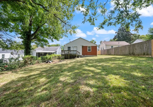 Photo 3 of Single family home for sale at 716 Myrtle St, Nashville, TN 37206 | MLS# 3520604 | Listing updated on 2026-09-19