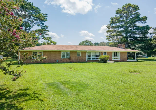 3rd image of 3682 Hwy 43 S, Saint Joseph, TN 38481 | MLS# 3501250