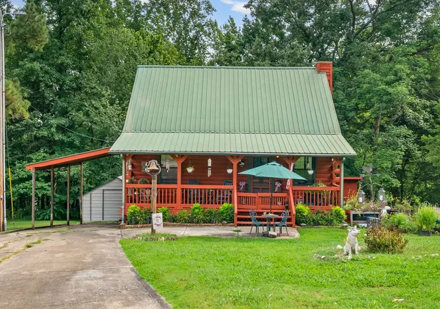 1st image of 208 Lakeshore Dr, Dover, TN 37058 | MLS# 3501295
