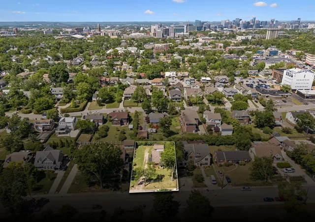5th image of 2110A W Linden Ave, Nashville, TN 37212 | MLS# 3514972