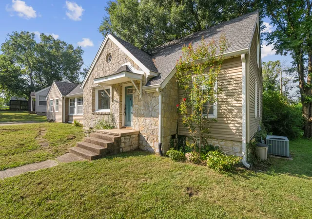 4th image of 421 8Th Ave S, Lewisburg, TN 37091 | MLS# 3501354