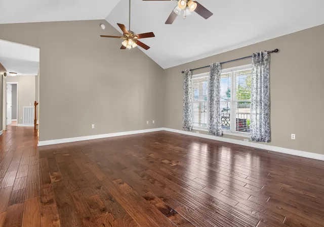 4th image of 218 Charlotte Dr, Winchester, TN 37398 | MLS# 3501421