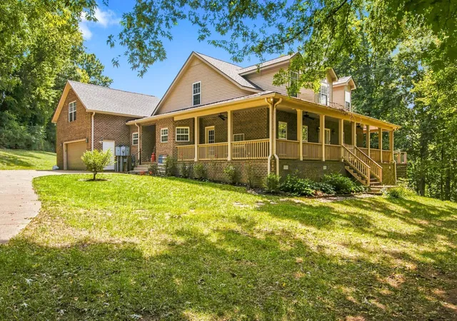 1st image of 125 Carr Dr, Spring Hill, TN 37174 | MLS# 3501353