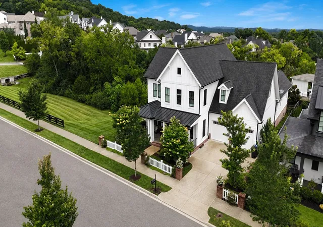 Photo 1 of Single family home for sale at 4018 Hathaway St, Franklin, TN 37064 | MLS# 3513191 | Listing updated on 2026-10-21