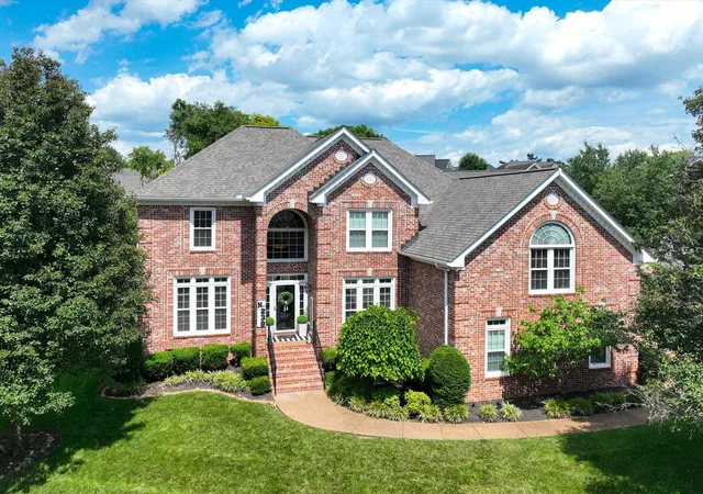 Photo 3 of Single family home for sale at 239 Sontag Dr, Franklin, TN 37064 | MLS# 3514444 | Listing updated on 2026-09-01