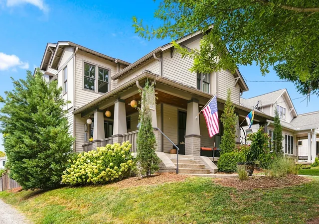 1st image of 2511 Natchez Trce, Nashville, TN 37212 | MLS# 3518980