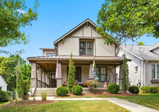Photo 2 of Single family home for sale at 2511 Natchez Trce, Nashville, TN 37212 | MLS# 3518980 | Listing updated on 2026-10-10