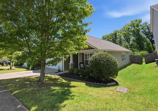 Photo 4 of Single family home for sale at 3537 Harpeth Springs Dr, Nashville, TN 37221 | MLS# 3531503 | Listing updated on 2026-09-06