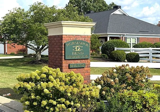 1st image of 102 Horseshoe Ct, Shelbyville, TN 37160 | MLS# 3513804
