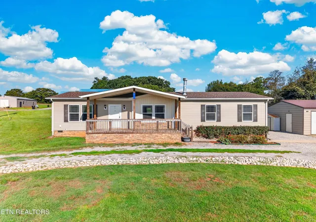 1st image of 211 S Springview Rd, Maryville, TN 37801 | MLS# 3519182