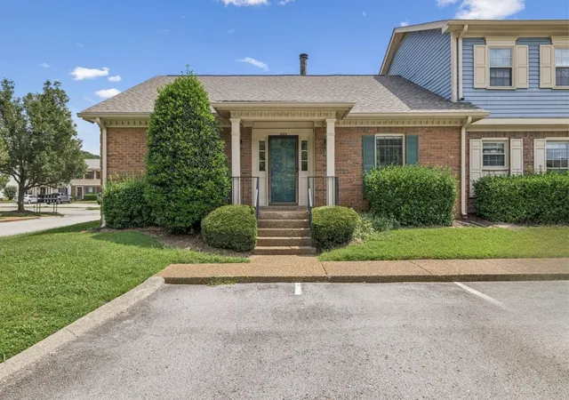 image of 833 Brentwood Pt, Brentwood, TN 37027 | MLS# 3510642