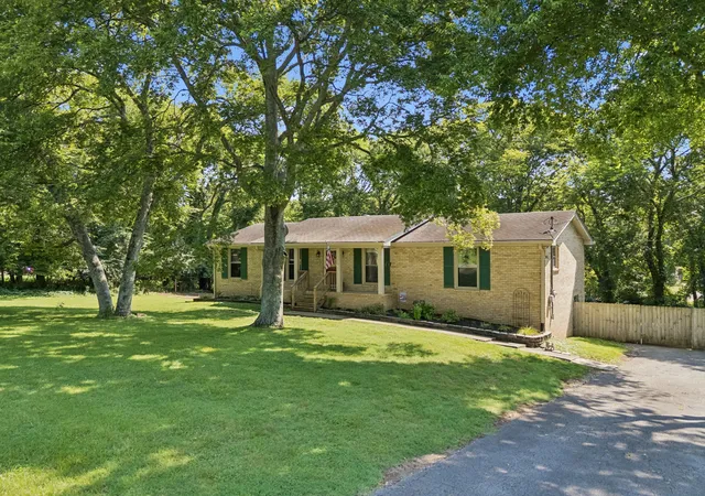 2nd image of 609 Clifton Dr, Goodlettsville, TN 37072 | MLS# 3506104