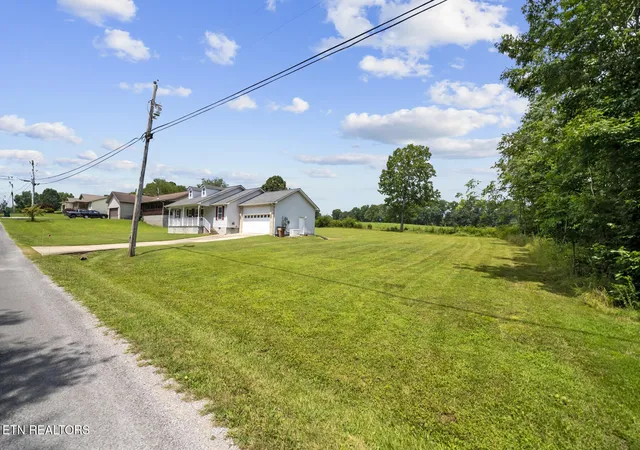 4th image of 1303 War Eagle Dr, Crossville, TN 38572 | MLS# 3501402