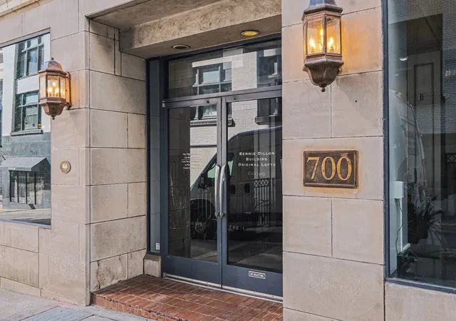 3rd image of 700 Church St #803, Nashville, TN 37203 | MLS# 3514702